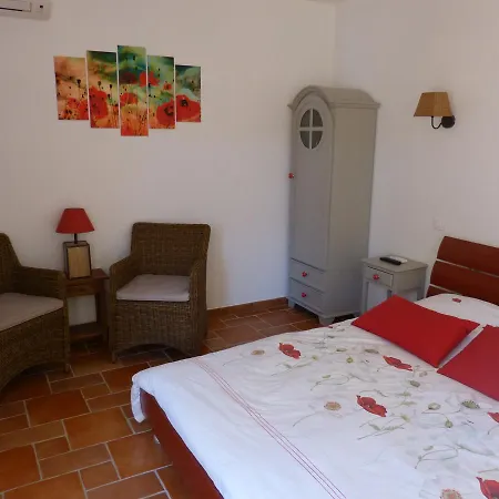 Du Pagoulin - D'hotes Bed & Breakfast